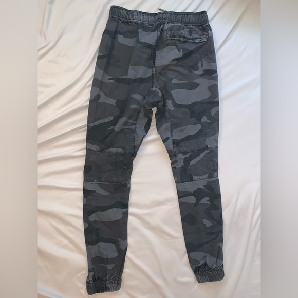 CSG Camo Cargo Joggers - Picture 4 of 4